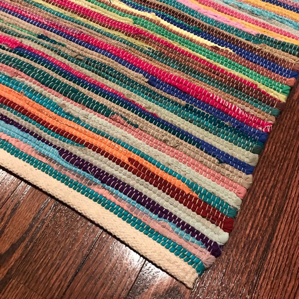 Chindi | Colorful Woven Rag Rug - Picture 5 of 6